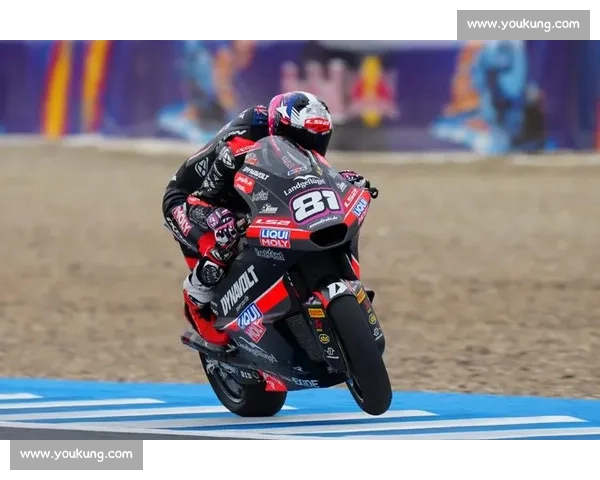 以马奎兹对决巴雷拉全景探回顾这场经典拳坛较量背后深刻历史意义